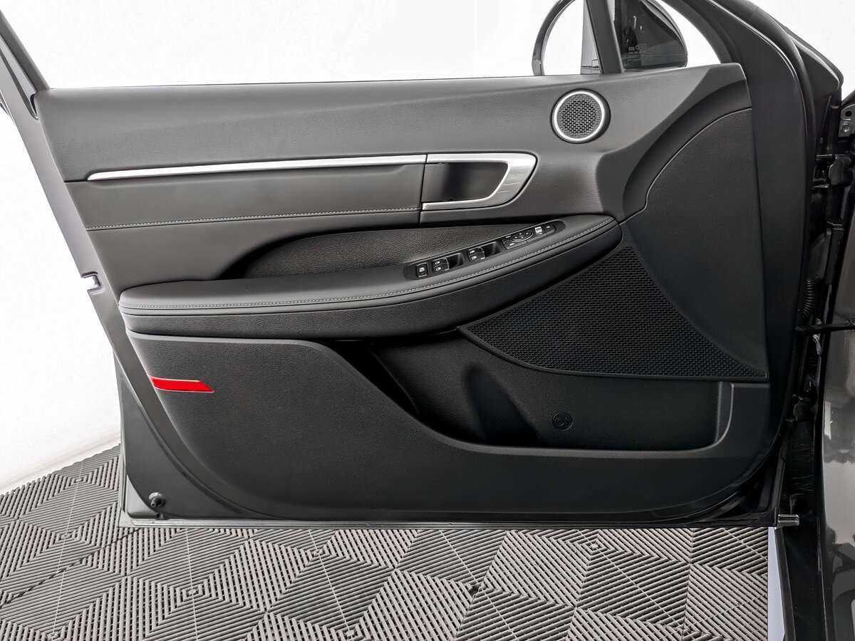 Купить Hyundai Sonata с пробегом. Фото: #14