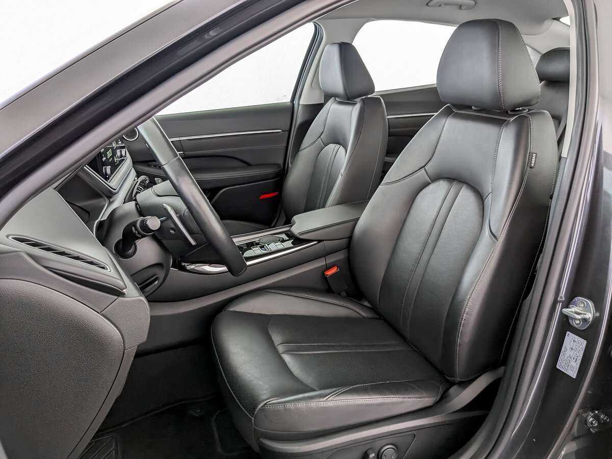 Купить Hyundai Sonata с пробегом. Фото: #15