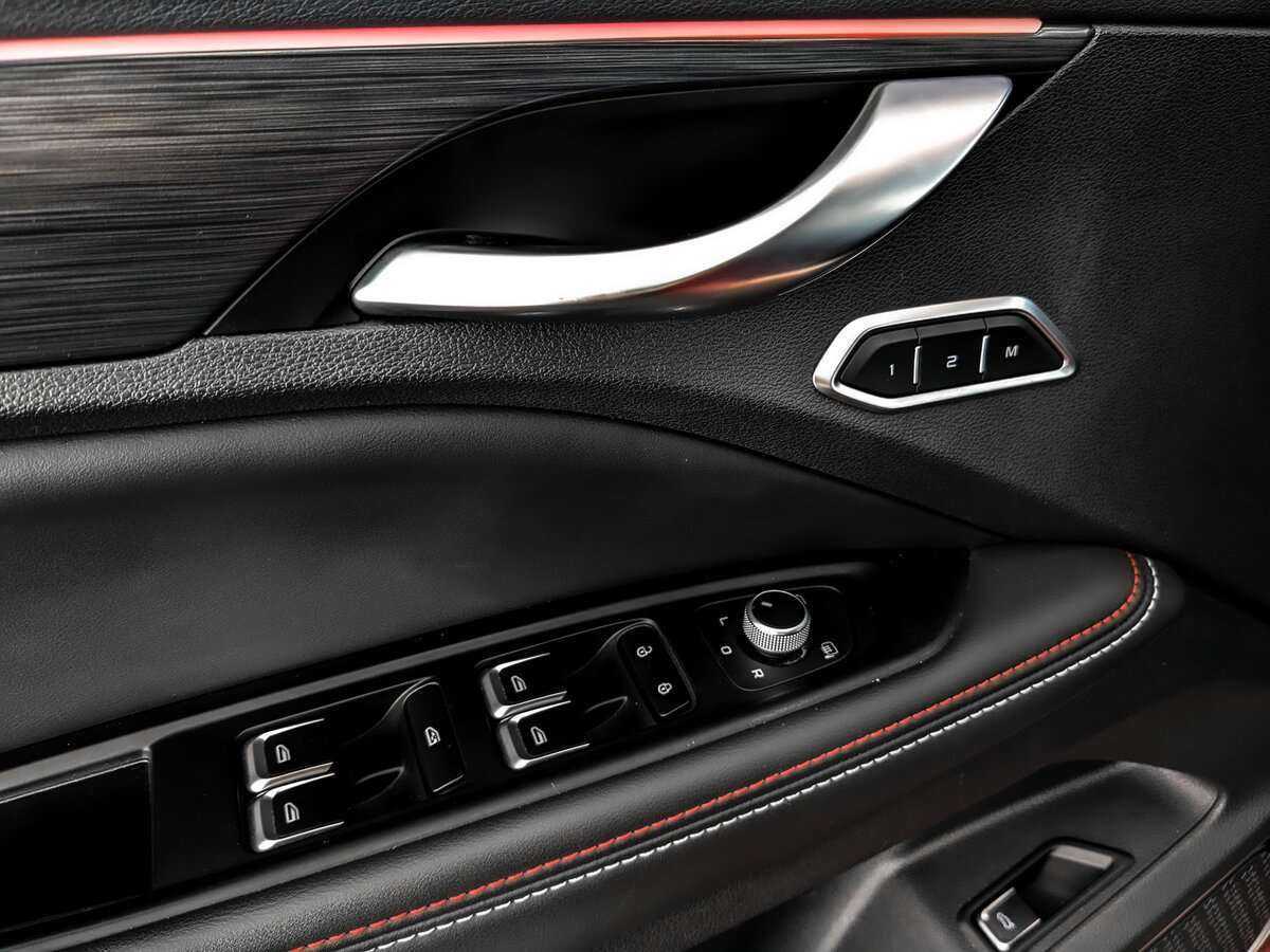 Купить Geely Tugella с пробегом. Фото: #24