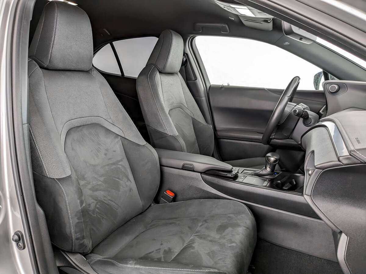 Купить Lexus UX с пробегом. Фото: #18