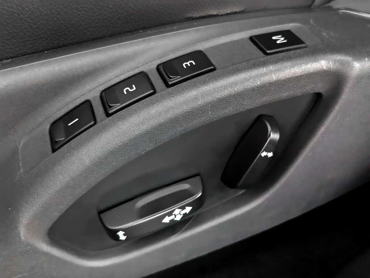 Купить Volvo XC60 с пробегом. Фото: #19