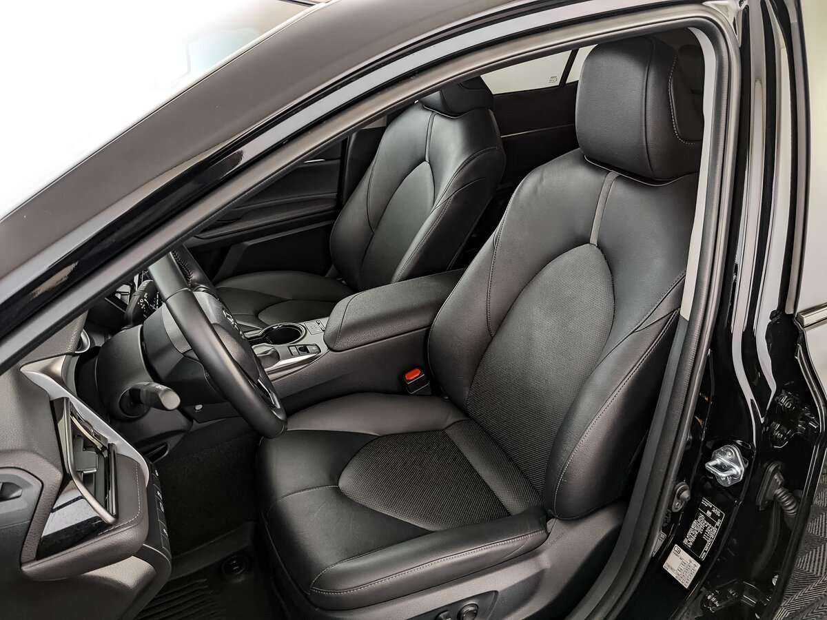Купить Toyota Camry с пробегом. Фото: #15