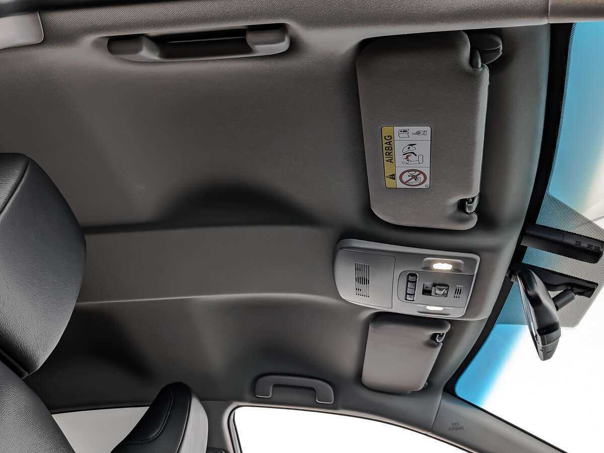 Купить Toyota Camry с пробегом. Фото: #18