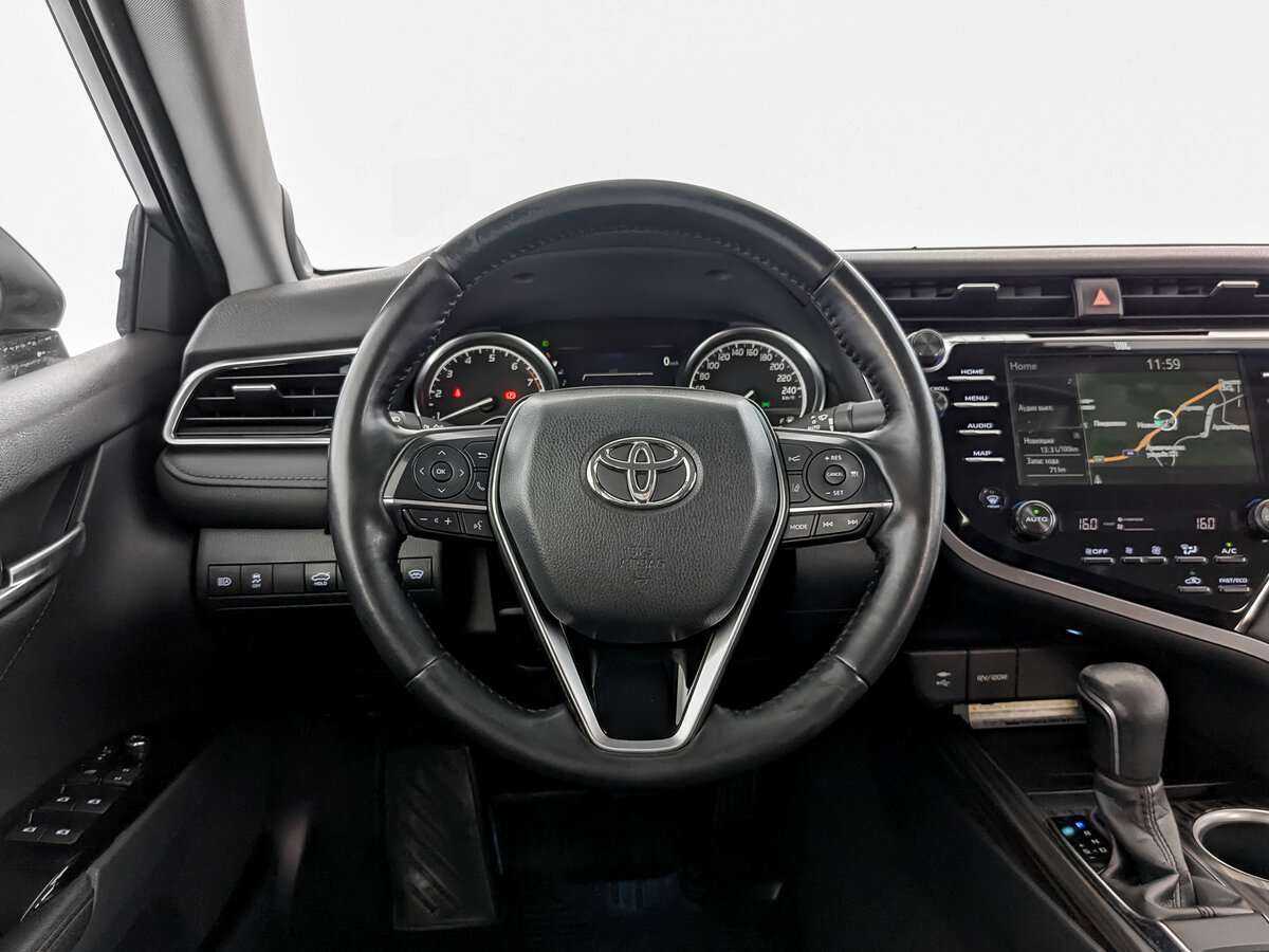Купить Toyota Camry с пробегом. Фото: #21