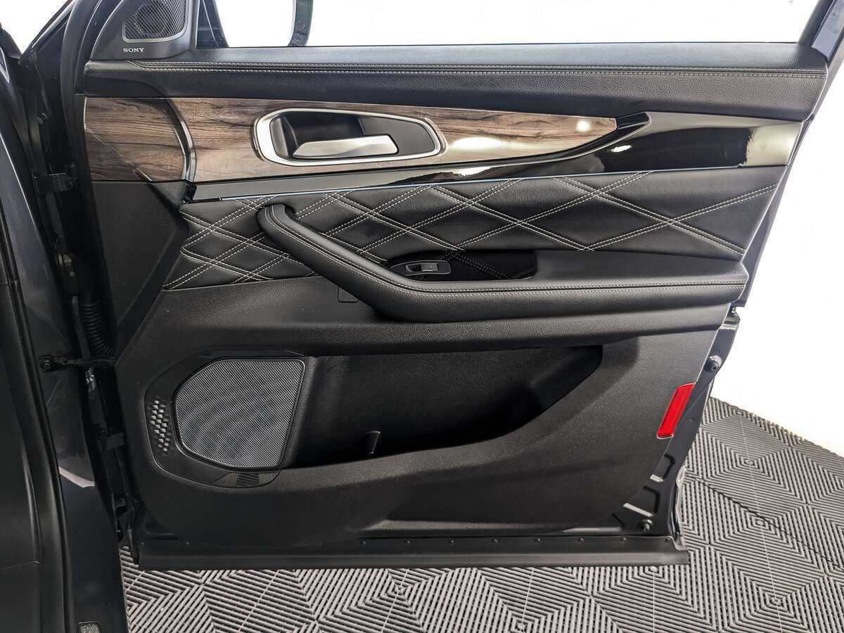 Купить EXEED VX с пробегом. Фото: #24