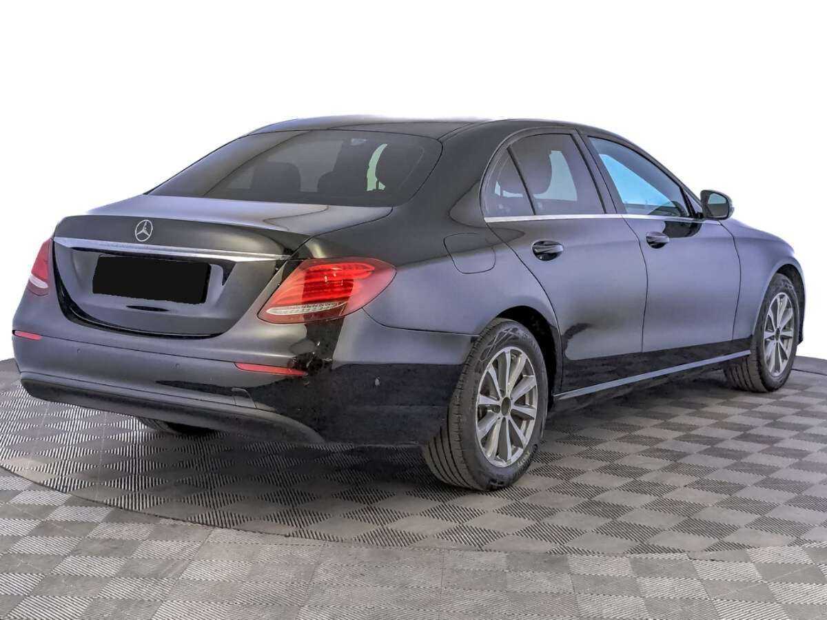 Купить Mercedes-Benz E-Класс с пробегом. Фото: #4