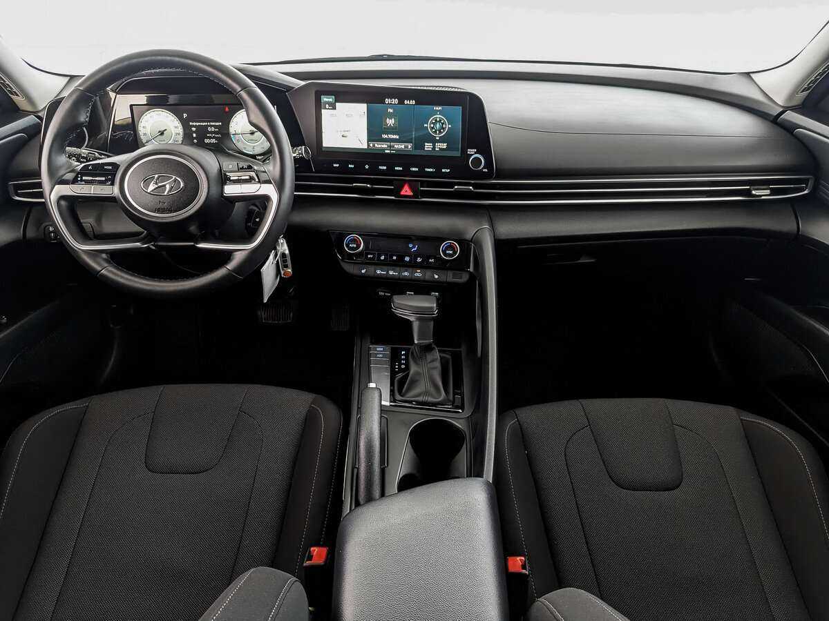 Купить Hyundai Elantra с пробегом. Фото: #10