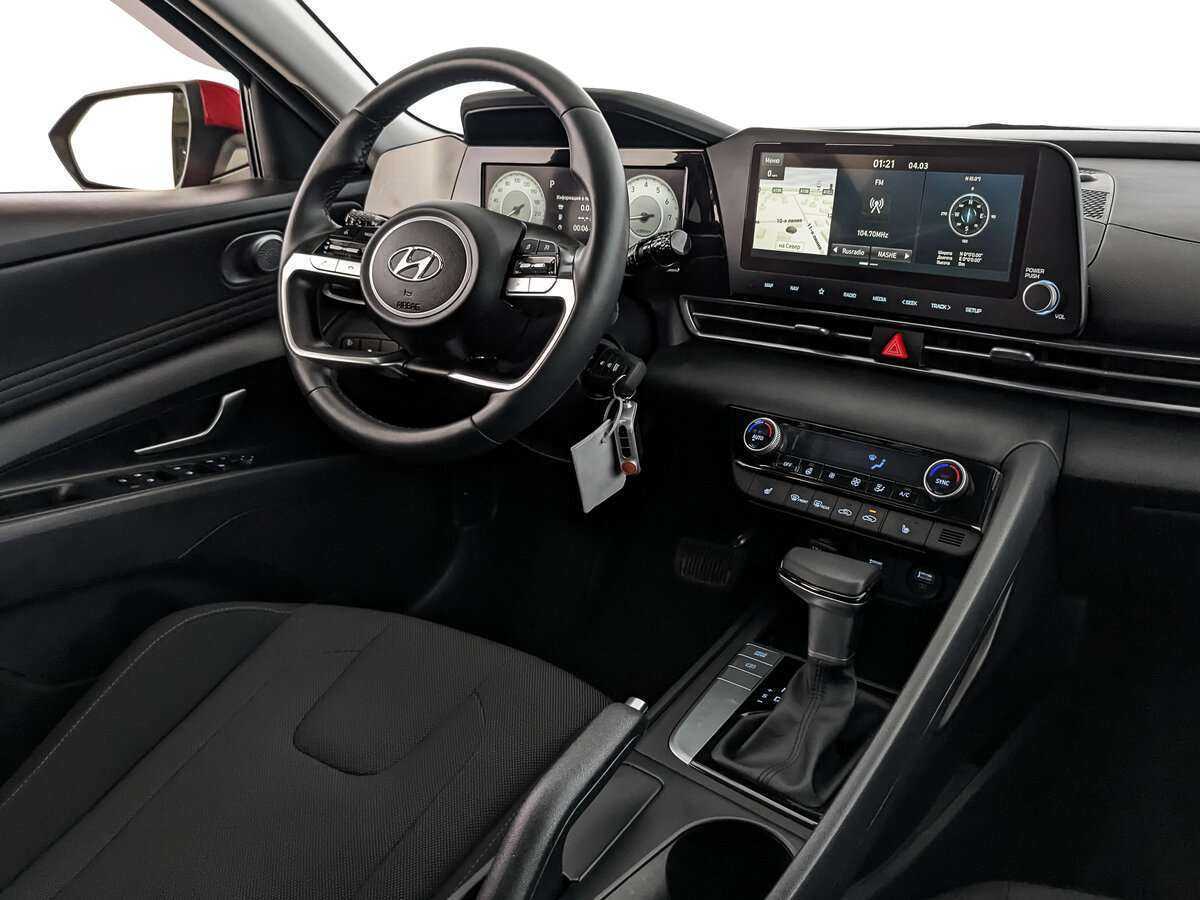 Купить Hyundai Elantra с пробегом. Фото: #21