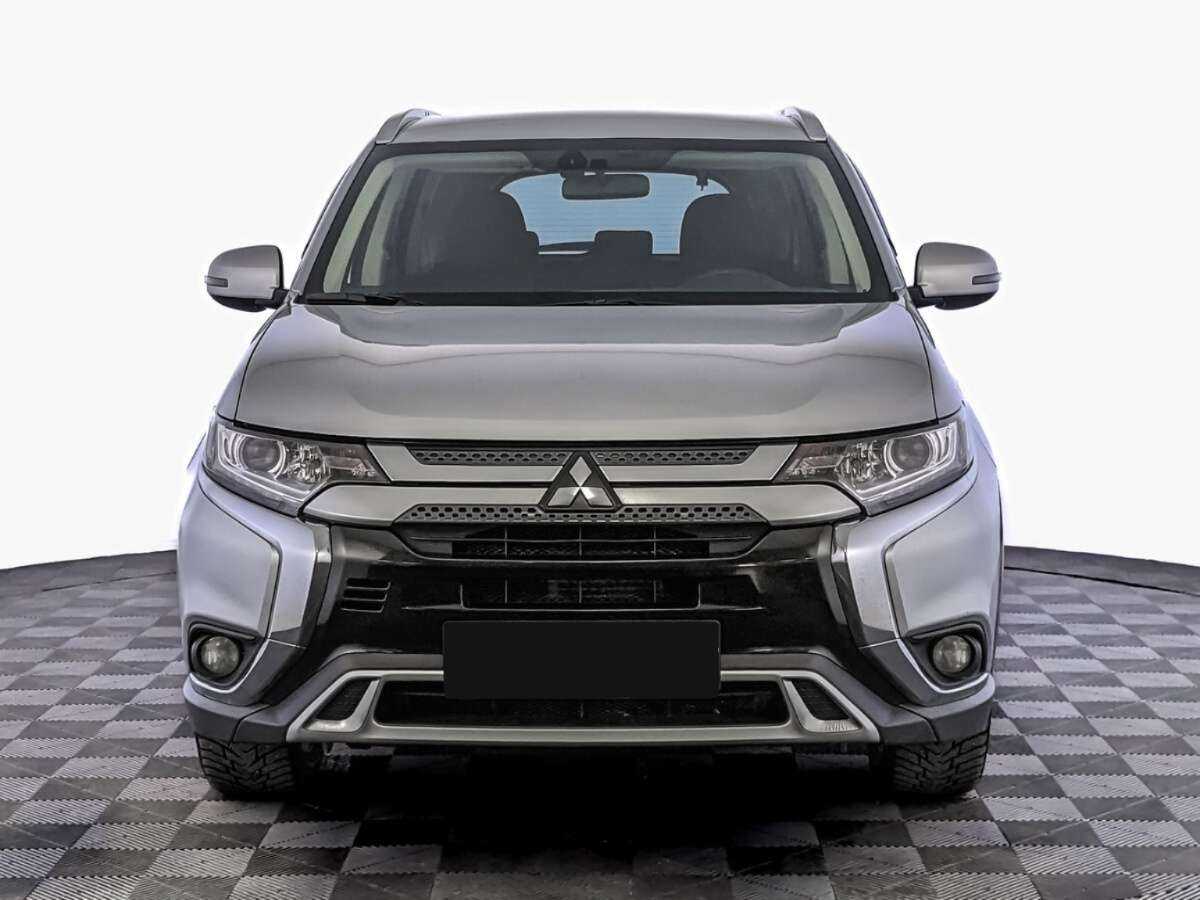 Купить Mitsubishi Outlander с пробегом. Фото: #1