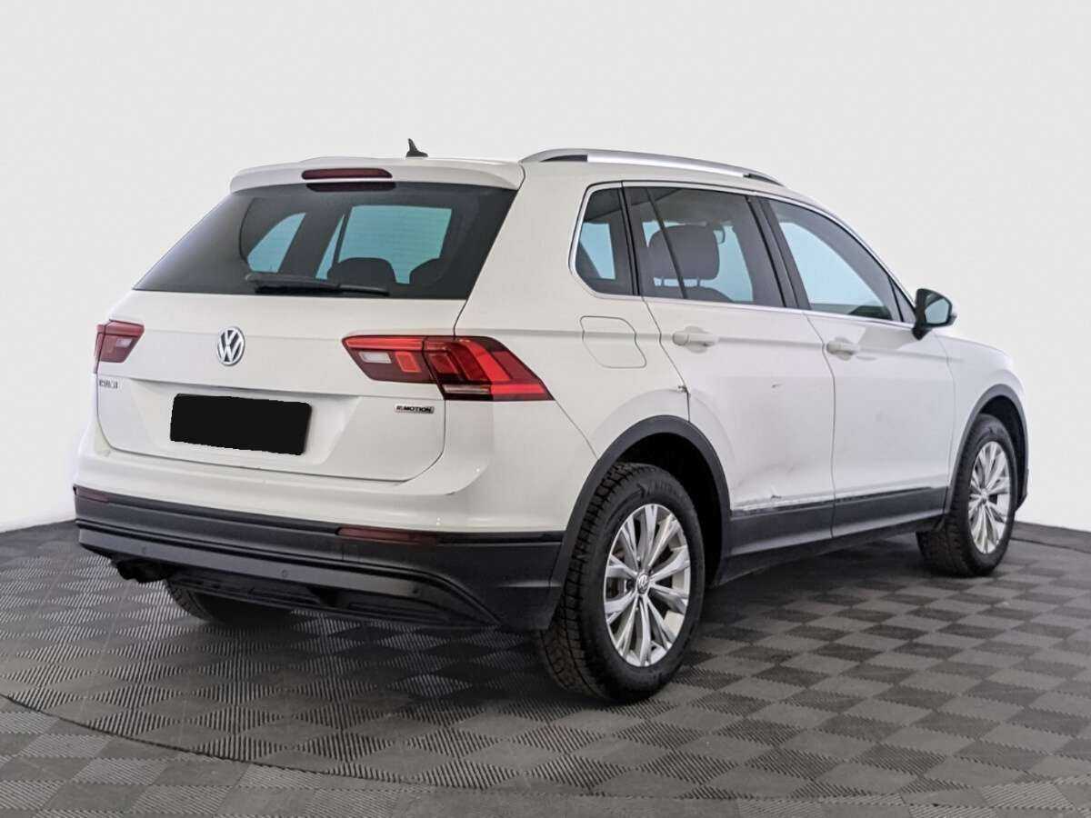 Купить Volkswagen Tiguan с пробегом. Фото: #4