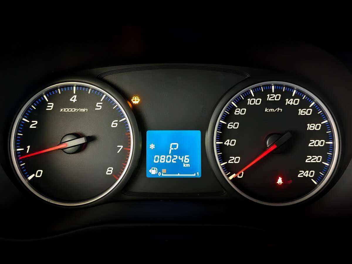 Купить Mitsubishi Outlander с пробегом. Фото: #10