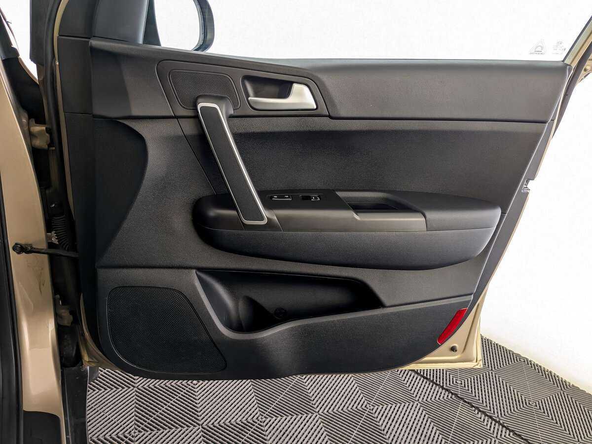 Купить Kia Sportage с пробегом. Фото: #19