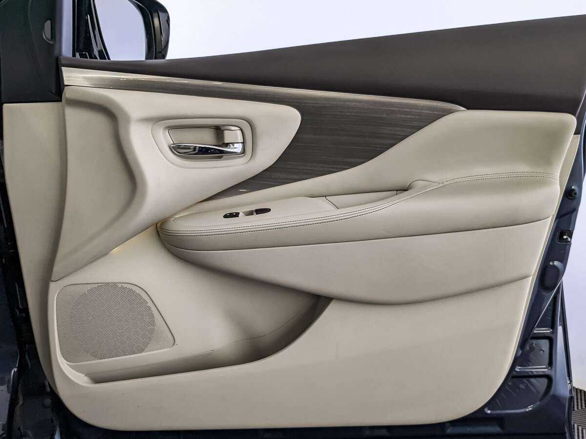 Купить Nissan Murano с пробегом. Фото: #21