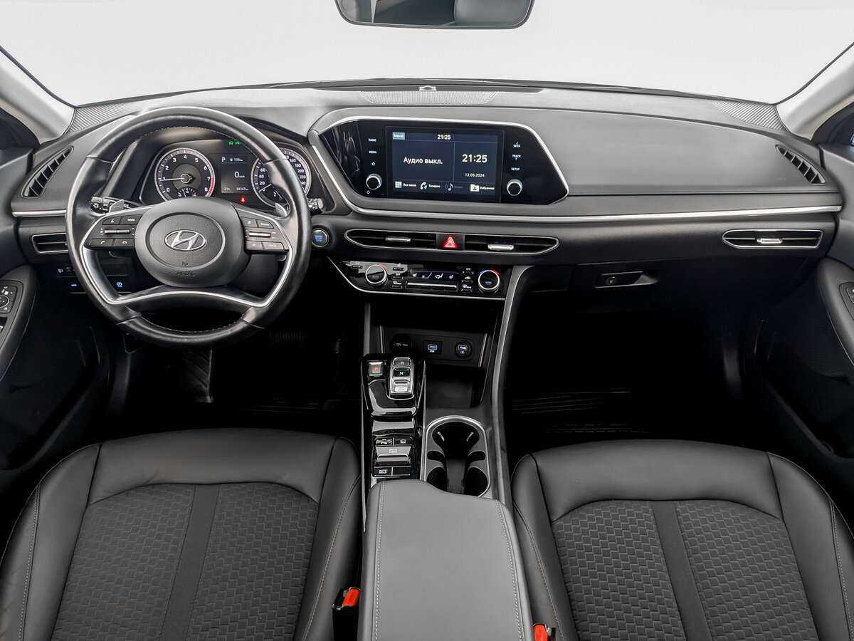 Купить Hyundai Sonata с пробегом. Фото: #11