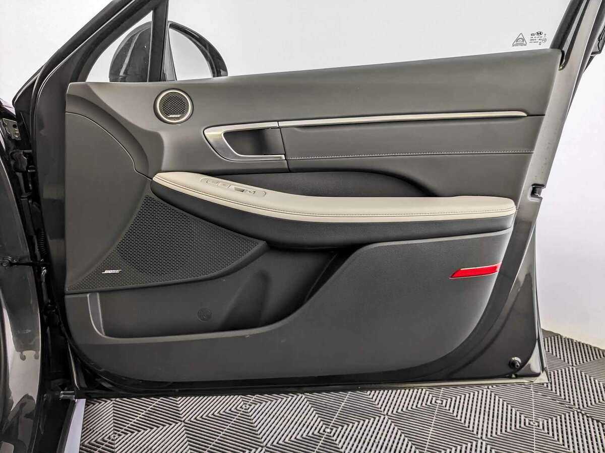 Купить Hyundai Sonata с пробегом. Фото: #19