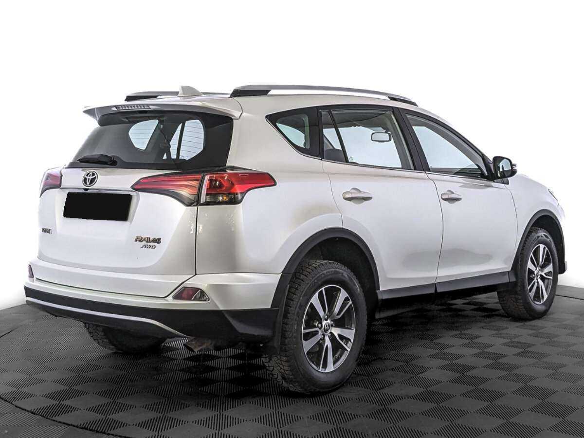 Купить Toyota RAV4 с пробегом. Фото: #4