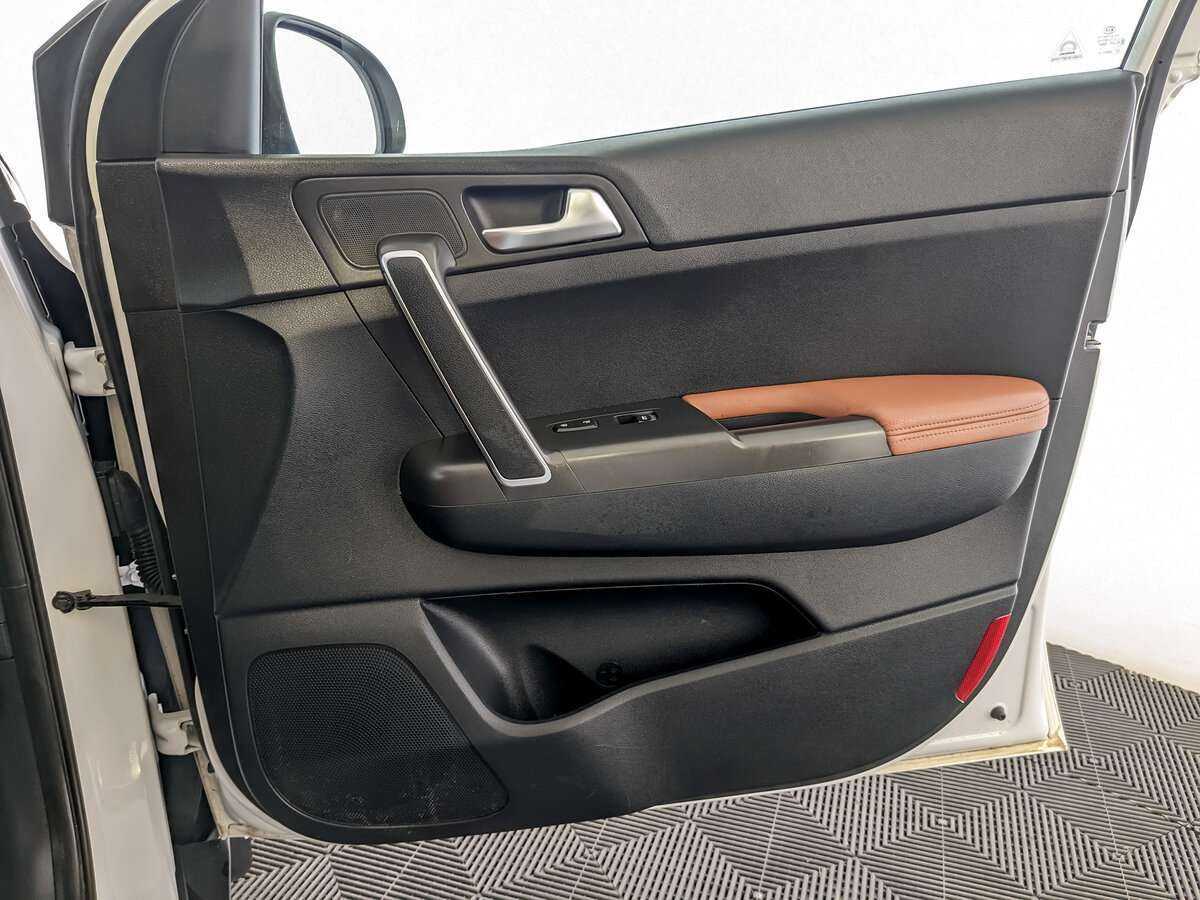 Купить Kia Sportage с пробегом. Фото: #15