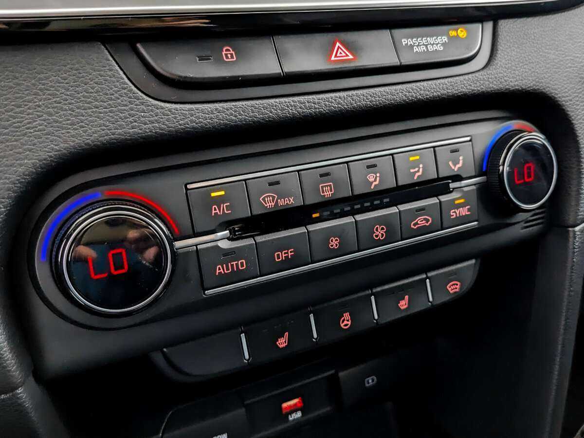 Купить Kia Ceed с пробегом. Фото: #20