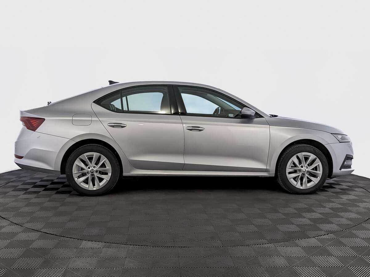 Купить Skoda Octavia с пробегом. Фото: #3