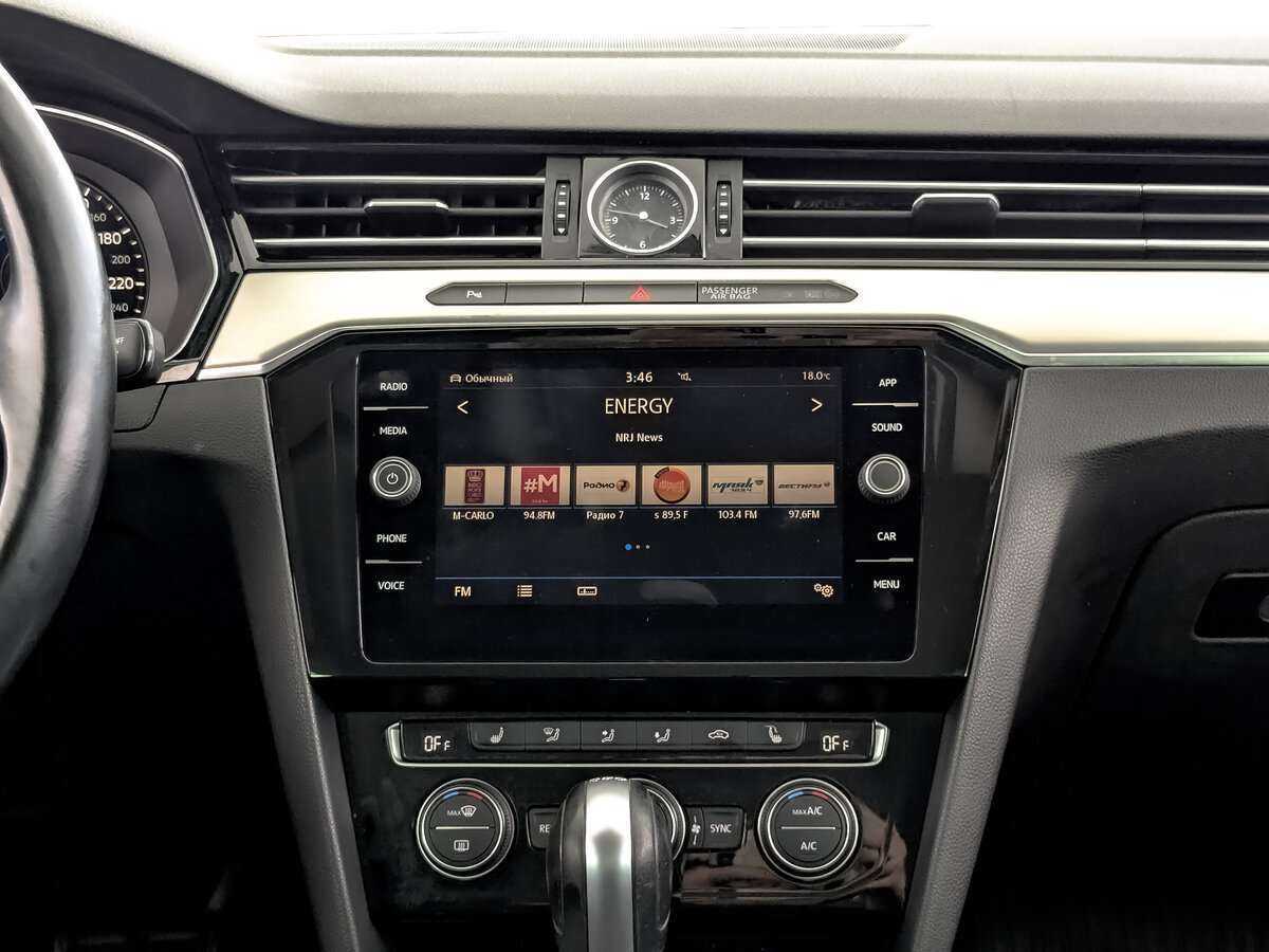 Купить Volkswagen Passat с пробегом. Фото: #12