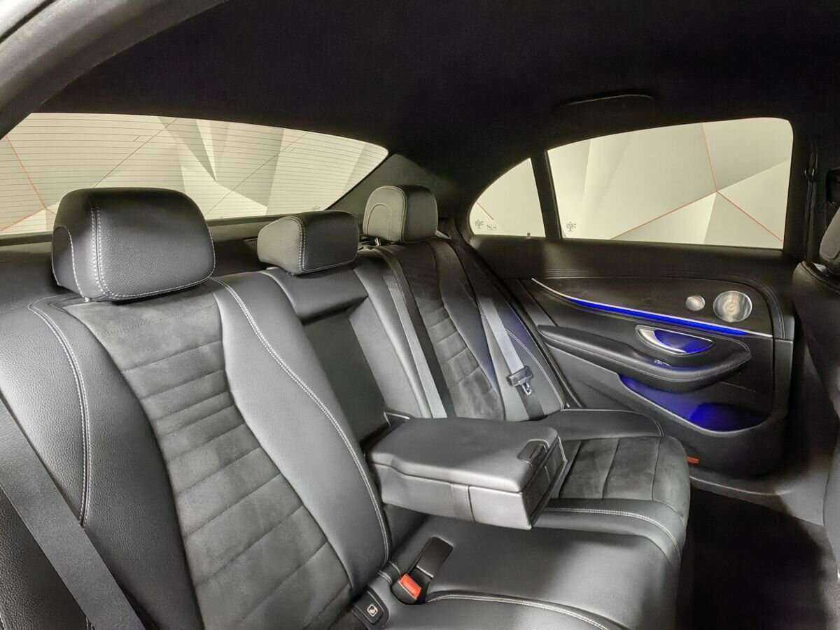 Купить Mercedes-Benz E-Класс с пробегом. Фото: #12