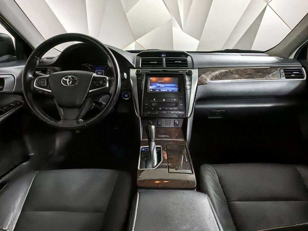 Купить Toyota Camry с пробегом. Фото: #9