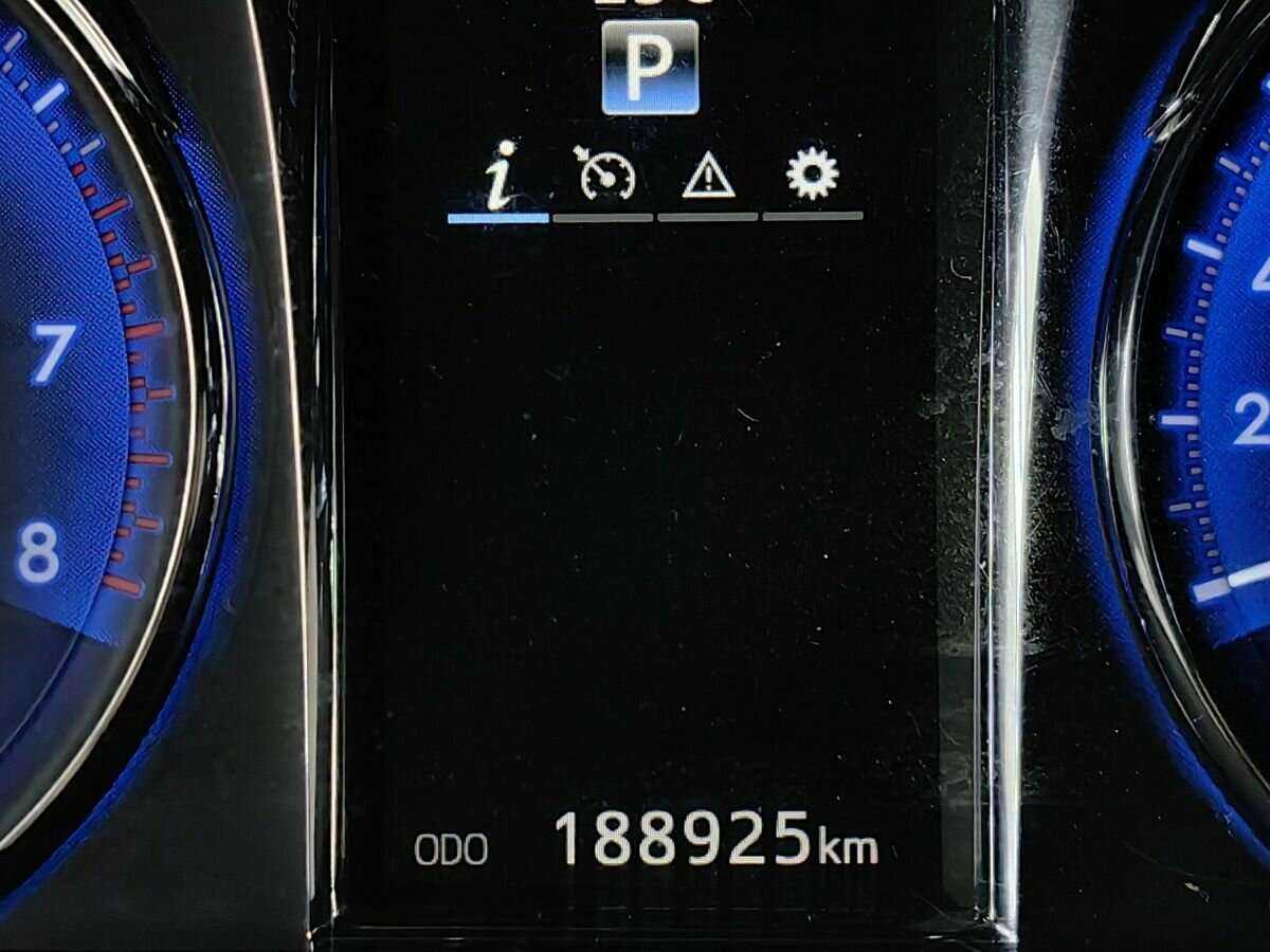 Купить Toyota Camry с пробегом. Фото: #13