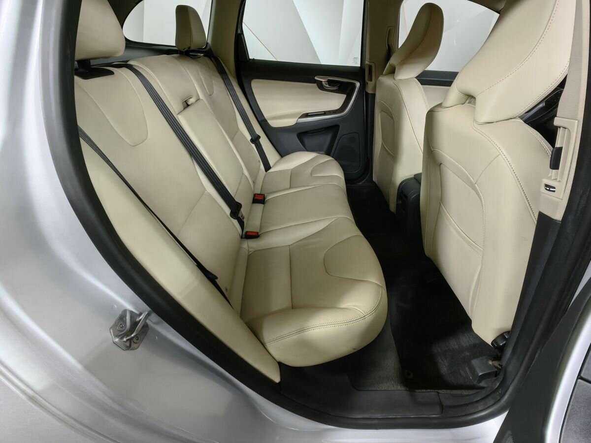 Купить Volvo XC60 с пробегом. Фото: #11