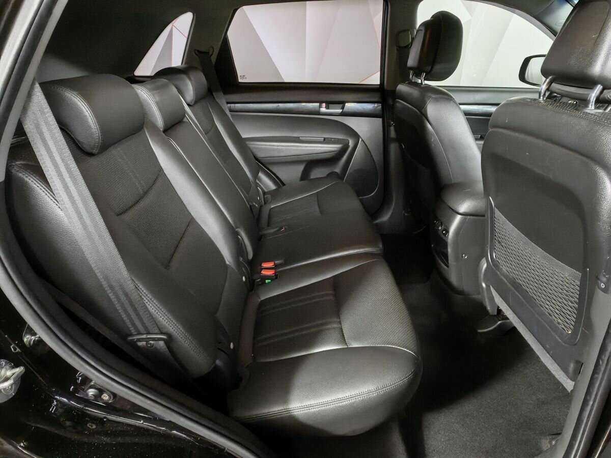 Купить Kia Sorento с пробегом. Фото: #11