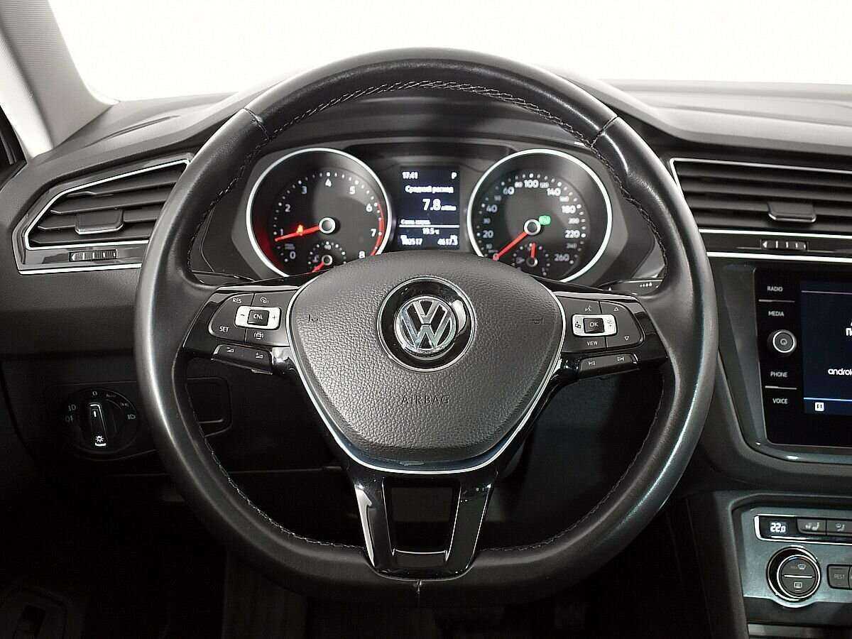 Купить Volkswagen Tiguan с пробегом. Фото: #10