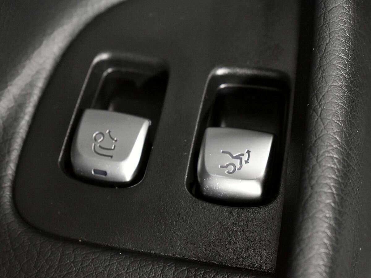 Купить Mercedes-Benz E-Класс с пробегом. Фото: #19