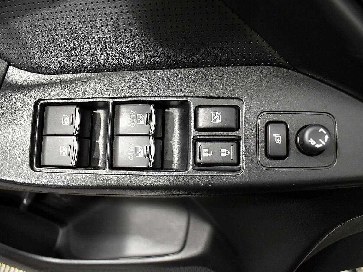 Купить Subaru Forester с пробегом. Фото: #11