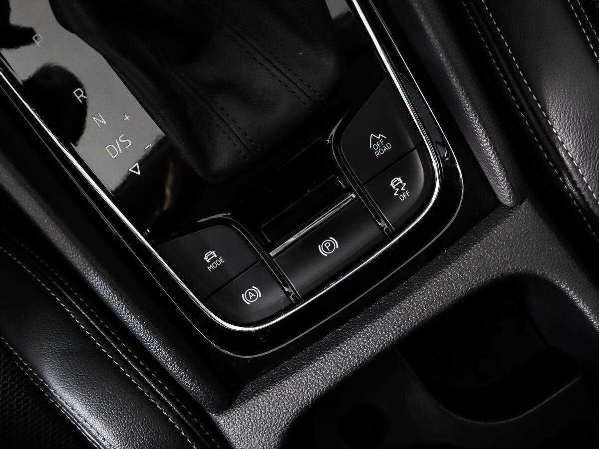 Купить Skoda Karoq с пробегом. Фото: #10