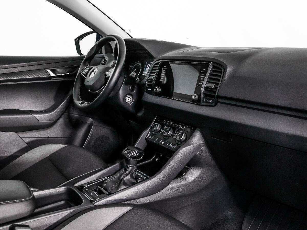 Купить Skoda Karoq с пробегом. Фото: #10