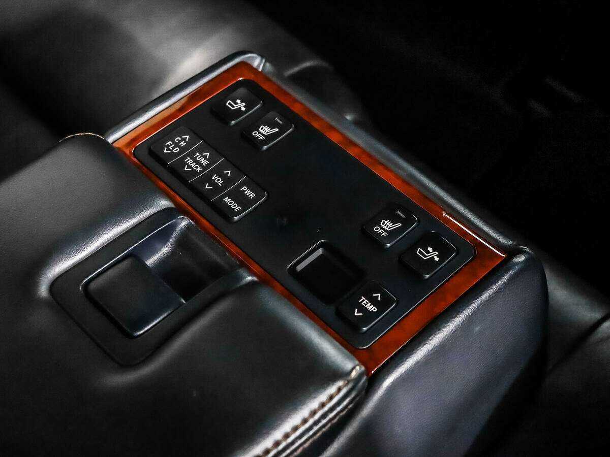 Продажа Б/У Тойота Камри. Фото: #14