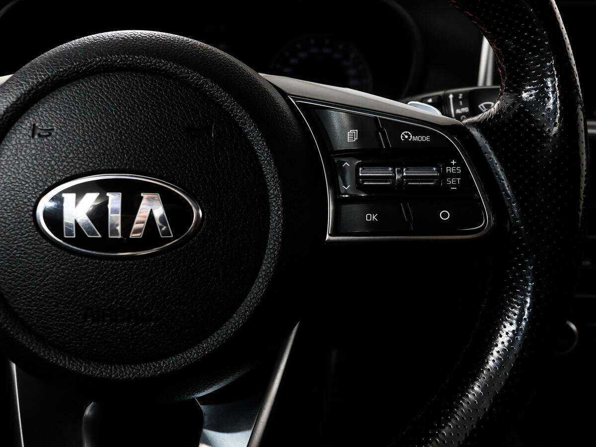 Купить Kia Optima с пробегом. Фото: #18