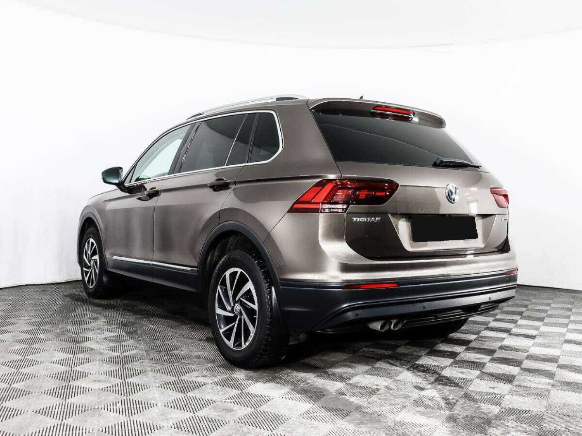 Купить Volkswagen Tiguan с пробегом. Фото: #6