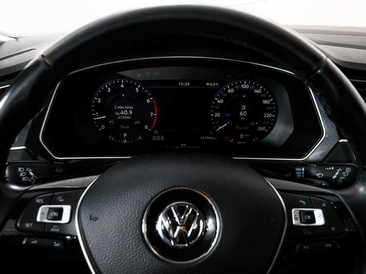 Купить Volkswagen Tiguan с пробегом. Фото: #13