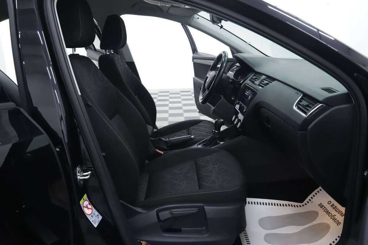 Купить Skoda Octavia с пробегом. Фото: #15