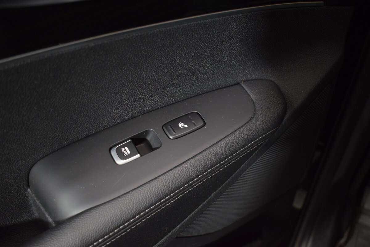 Купить Kia Sorento с пробегом. Фото: #17