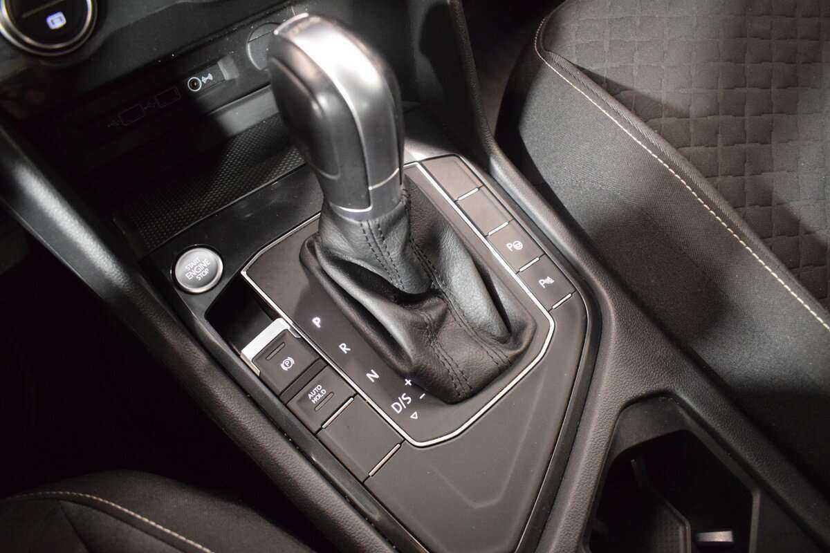 Купить Volkswagen Tiguan с пробегом. Фото: #21