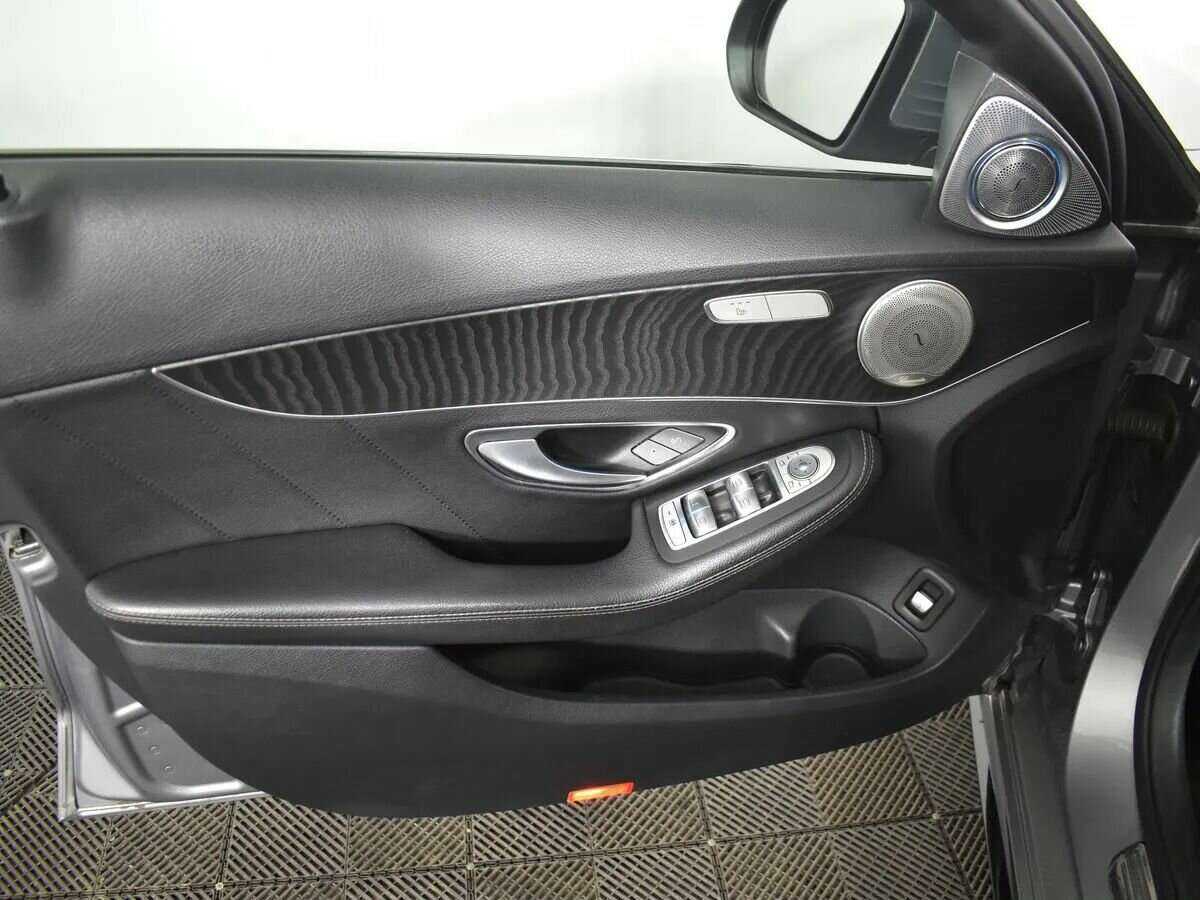 Купить Mercedes-Benz C-Класс с пробегом. Фото: #13