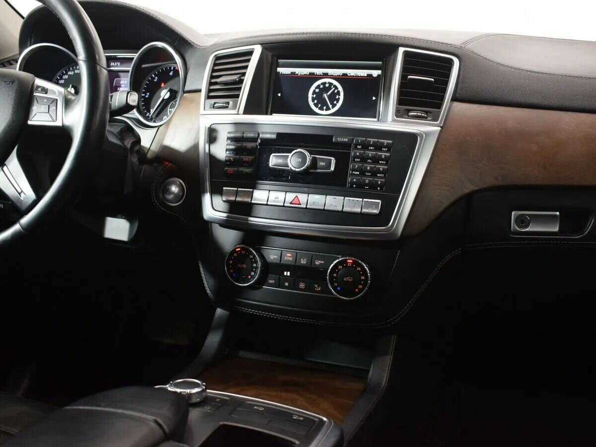 Купить Mercedes-Benz M-Класс с пробегом. Фото: #11