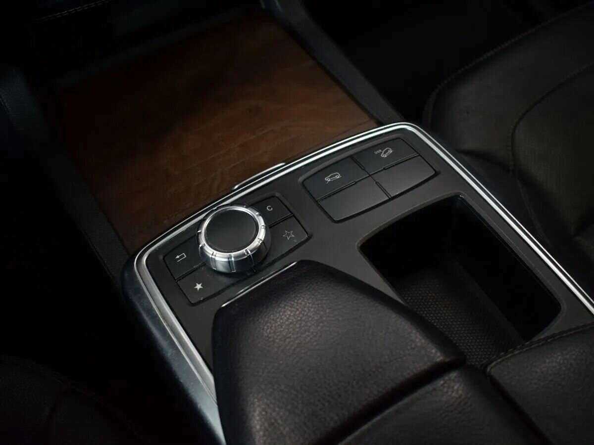 Купить Mercedes-Benz M-Класс с пробегом. Фото: #26