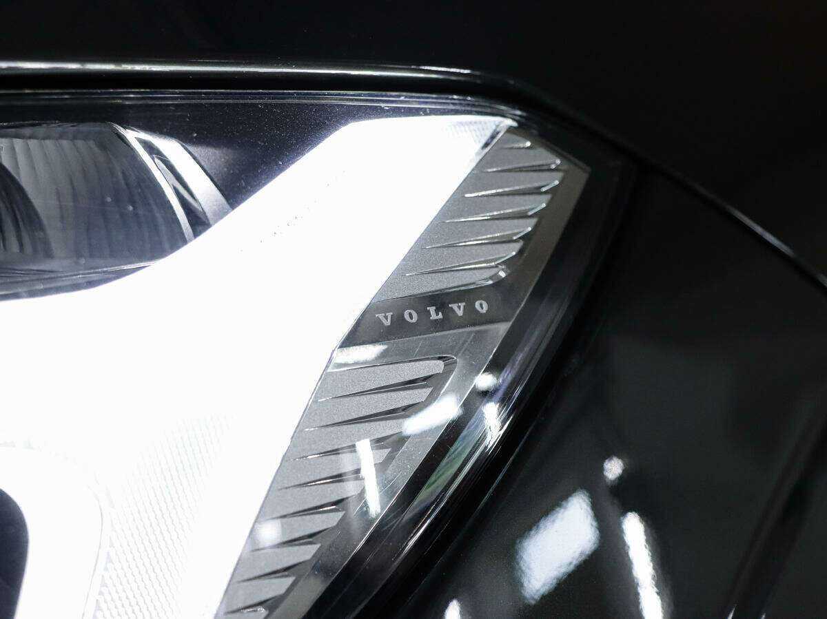 Купить Volvo XC60 с пробегом. Фото: #19