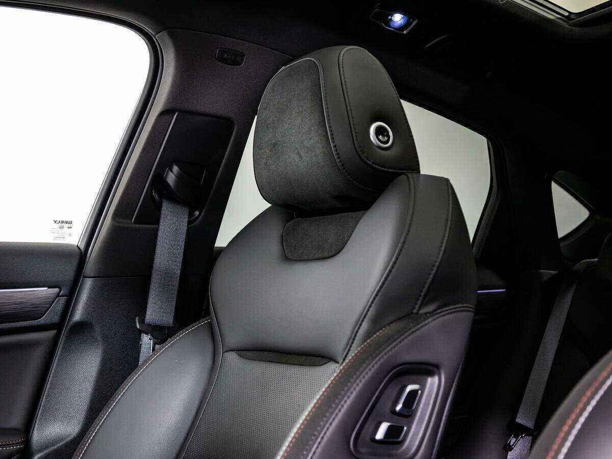 Купить Geely Tugella с пробегом. Фото: #17