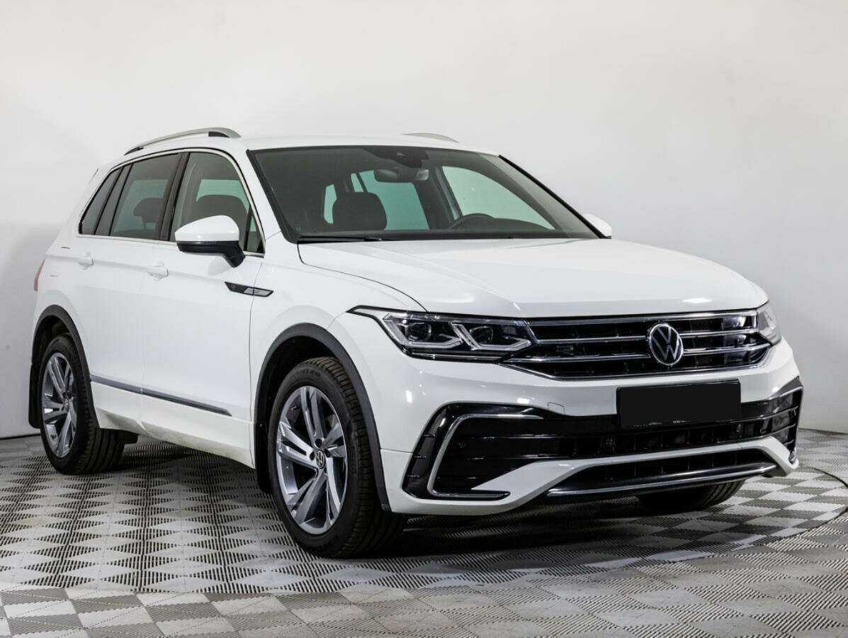 Купить Volkswagen Tiguan с пробегом. Фото: #2