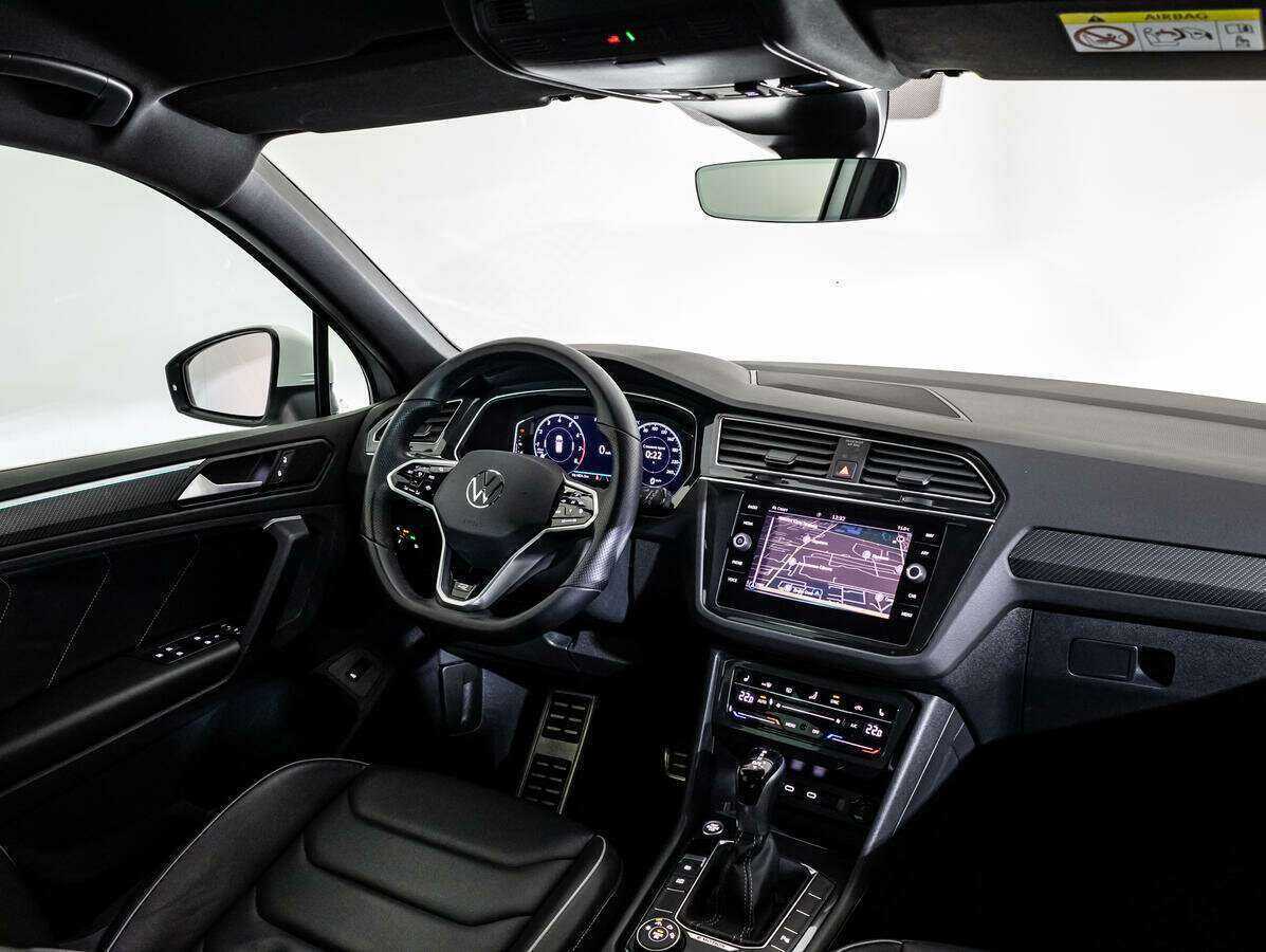Купить Volkswagen Tiguan с пробегом. Фото: #24