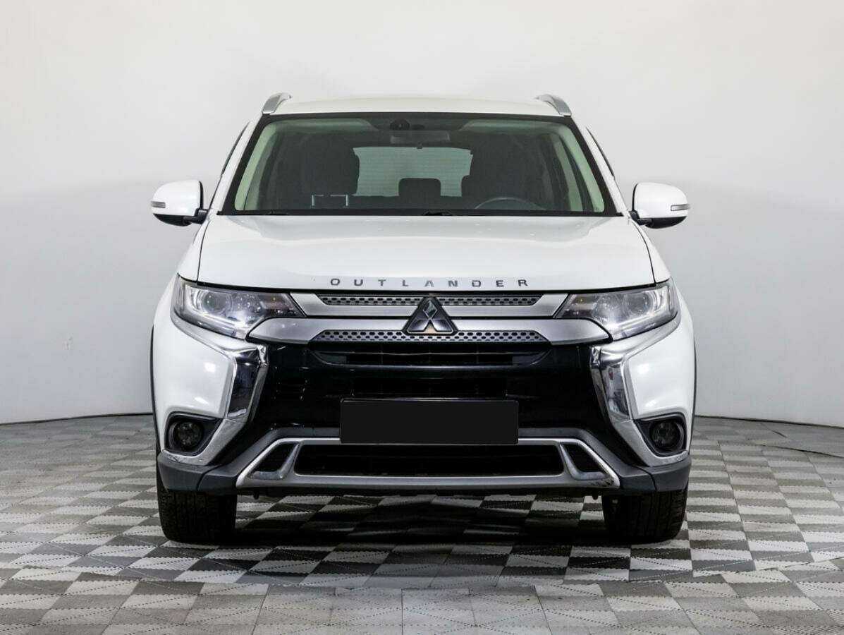 Купить Mitsubishi Outlander с пробегом. Фото: #1