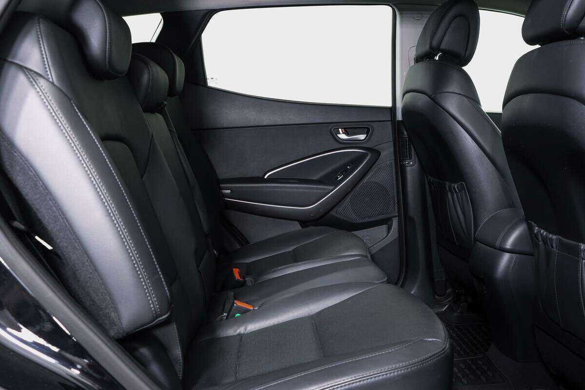 Купить Hyundai Santa Fe с пробегом. Фото: #9